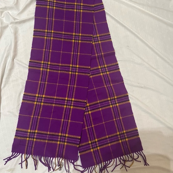 Edinburgh Lambswool Scarf - Picture 2 of 11